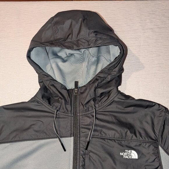 The North Face Essential Hooded Performance Jacket - Picture 7 of 13